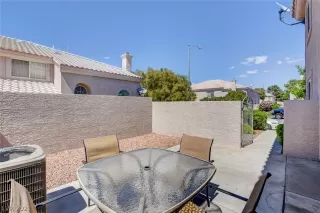 Photo #5: 2289009 Listing 