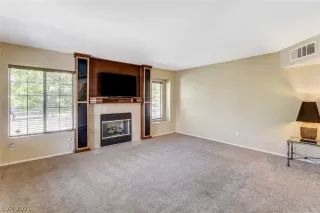 Photo #6: 2289009 Listing 