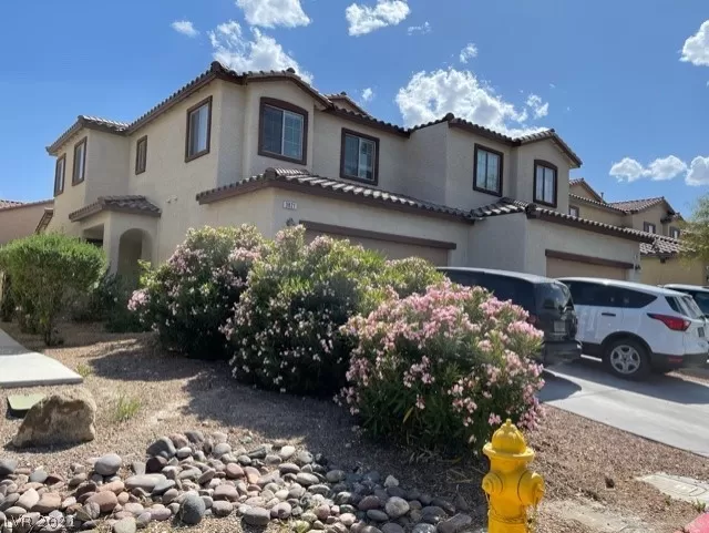 MLS: 2289010 Condo For Sale