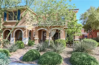 Photo #2: 2289012 Listing