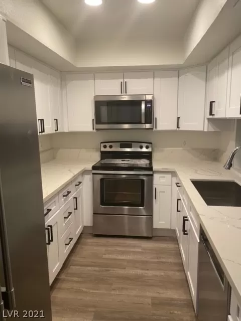 MLS: 2289027 Condo For Sale