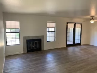 Photo #1: 2289027 Listing 