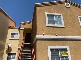 Photo #1: 2289059 Listing 