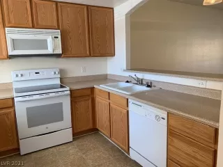 Photo #2: 2289059 Listing 