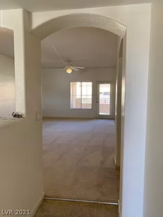 Photo #3: 2289059 Listing 