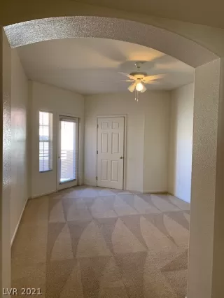 Photo #5: 2289059 Listing 