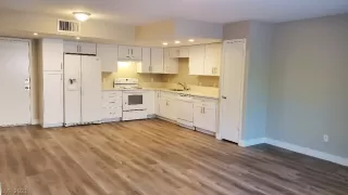 Photo #3: 2289065 Listing