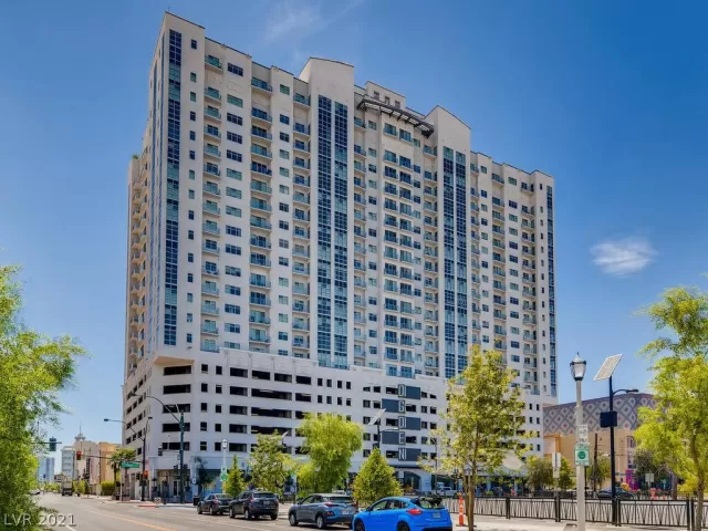 MLS: 2289069 Condo For Sale