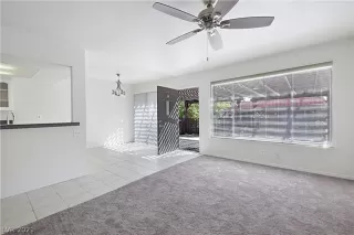 Photo #1: 2289083 Listing