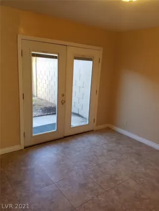 Photo #4: 2289129 Listing 