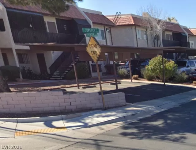 MLS: 2289153 Condo For Sale