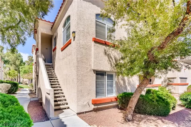 MLS: 2289190 Condo For Sale