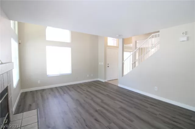 MLS: 2289210 Condo For Sale