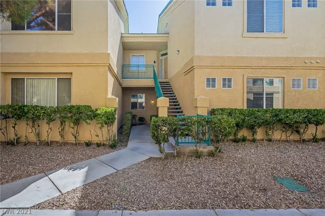 MLS: 2289228 Condo For Sale