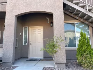 Photo #1: 2289306 Listing