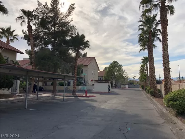 MLS: 2289341 Condo For Sale