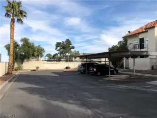 Photo #1: 2289341 Listing