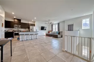 Photo #2: 2289383 Listing 