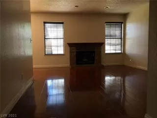 Photo #3: 2289444 Listing 