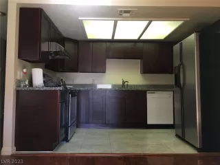 Photo #4: 2289444 Listing 