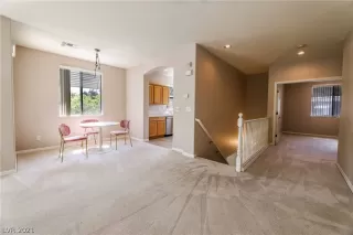 Photo #6: 2289490 Listing