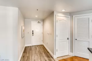 Photo #1: 2289493 Listing