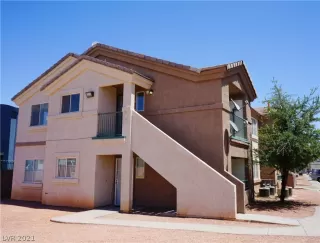 Photo #1: 2289564 Listing