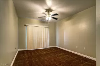 Photo #6: 2289581 Listing