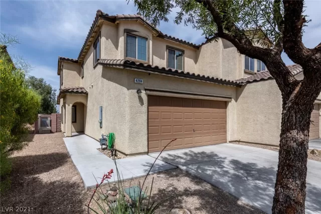 MLS: 2289591 Condo For Sale