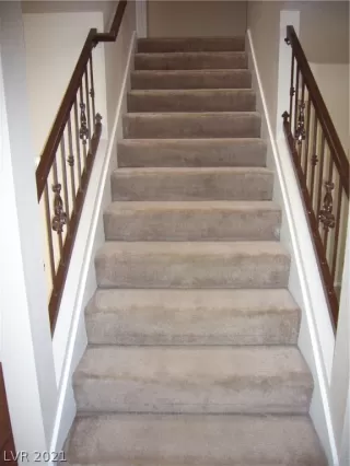 Photo #5: 2289605 Listing