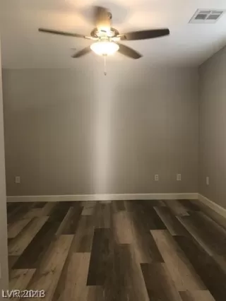 Photo #2: 2289611 Listing 