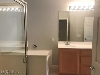 Photo #4: 2289611 Listing 