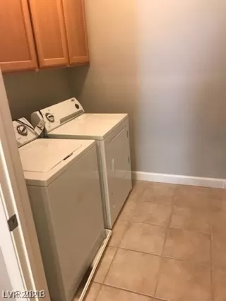 Photo #5: 2289611 Listing 