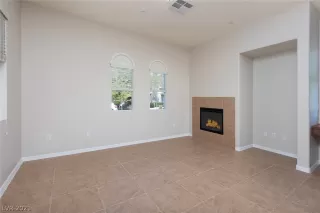 Photo #6: 2289721 Listing 