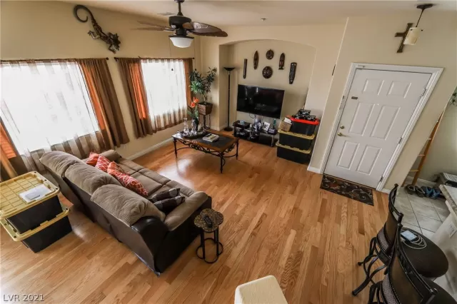 MLS: 2289770 Condo For Sale