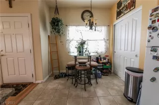 Photo #4: 2289770 Listing 