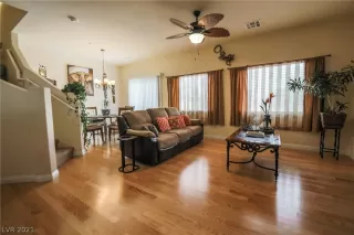 Photo #6: 2289770 Listing 