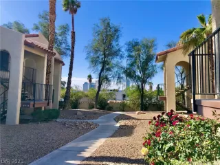 Photo #3: 2289849 Listing 