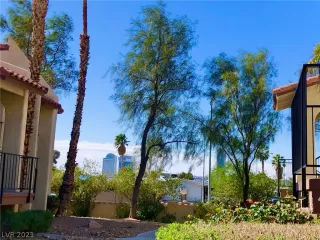 Photo #4: 2289849 Listing 