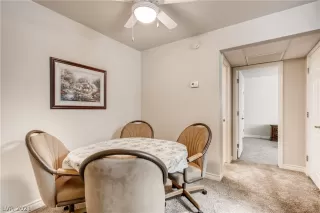 Photo #2: 2289863 Listing