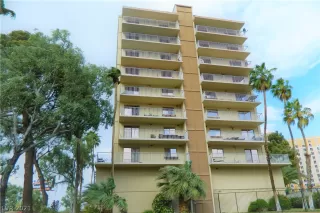 Photo #1: 2289874 Listing