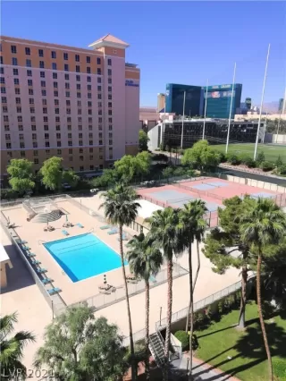 Photo #4: 2289874 Listing