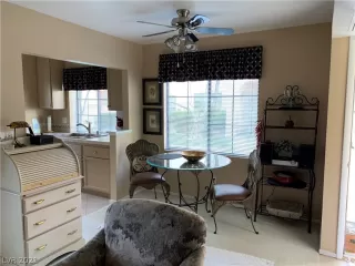 Photo #5: 2289885 Listing 