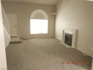 Photo #4: 2289930 Listing 