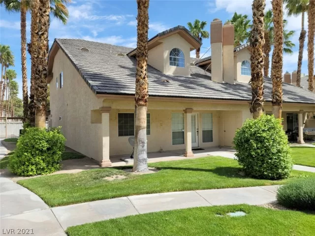 MLS: 2289941 Condo For Sale