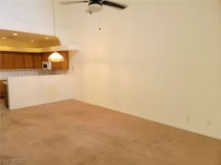 Photo #2: 2289941 Listing 