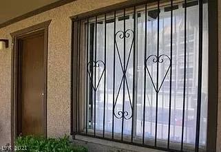 MLS: 2289949 Condo For Sale