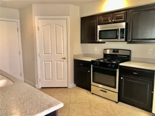 Photo #3: 2289976 Listing 