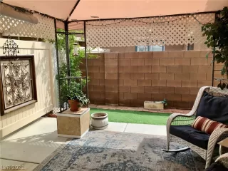 Photo #6: 2289976 Listing 