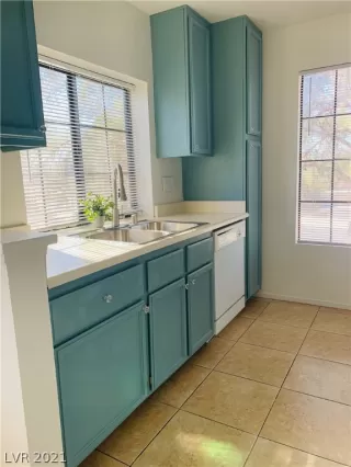 Photo #6: 2290013 Listing